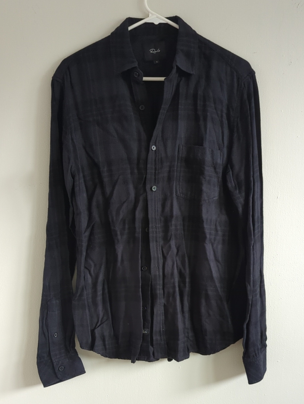 Rails Dark Gray And Black Flannel